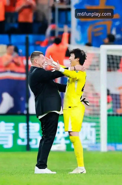 青岛海牛3-1终结7连败！4个关键节点看懂这场13年复仇战